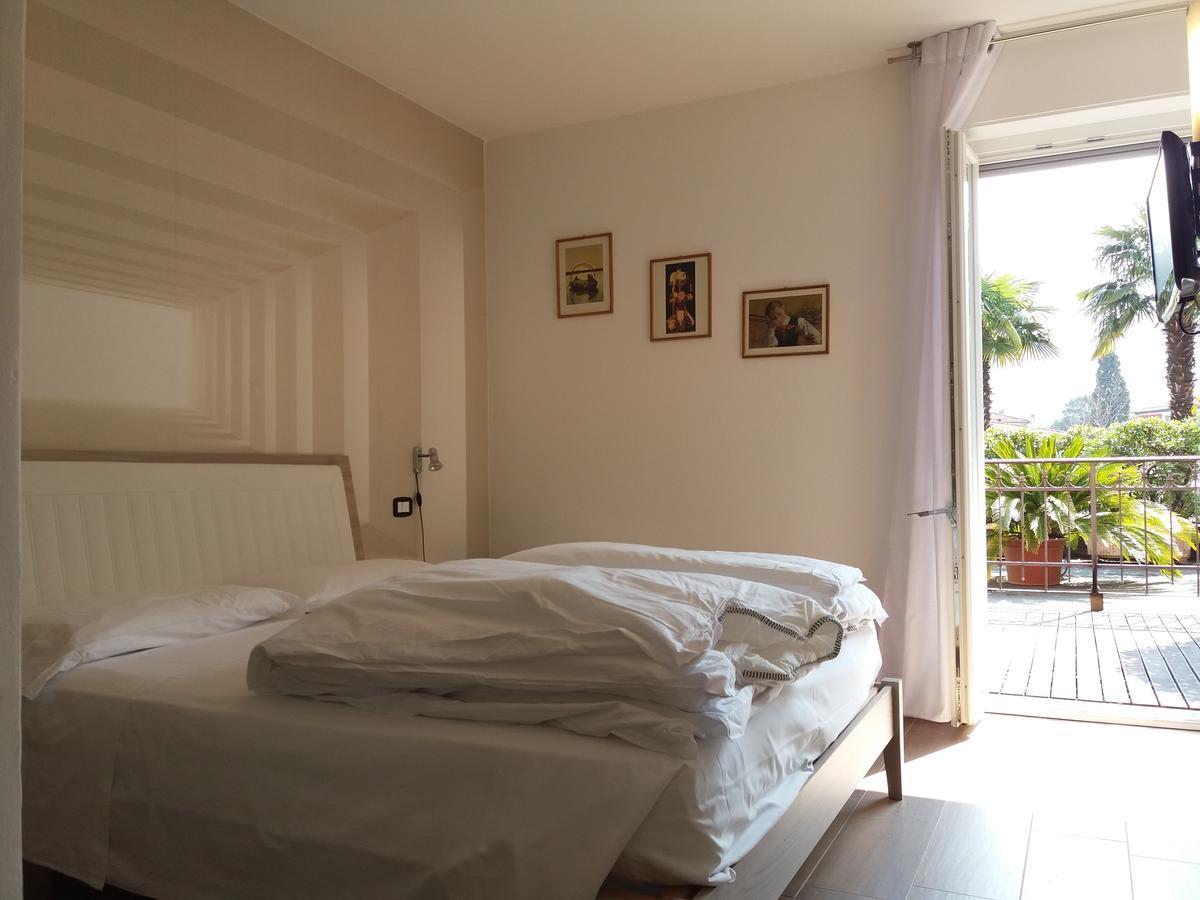 Hotel Sole Holiday Arco Exterior foto